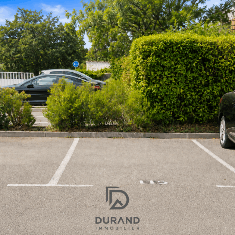 PARKING - AIX EN PROVENCE - 13100