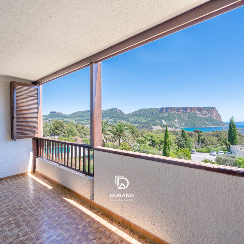 APPARTEMENT - VUE MER - TERRES MARINES - 13260 CASSIS