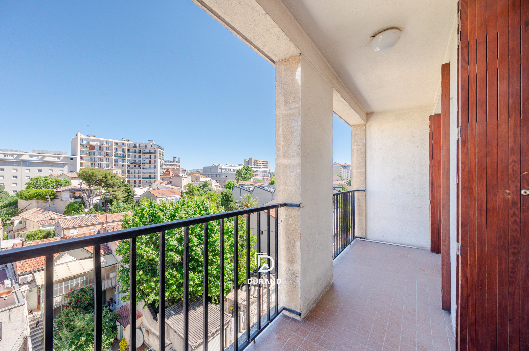 APPARTEMENT - TIMONE - FACULTES MEDECINE -  PHARMACIE- ODONTOLOGIE - 13010 MARSEILLE