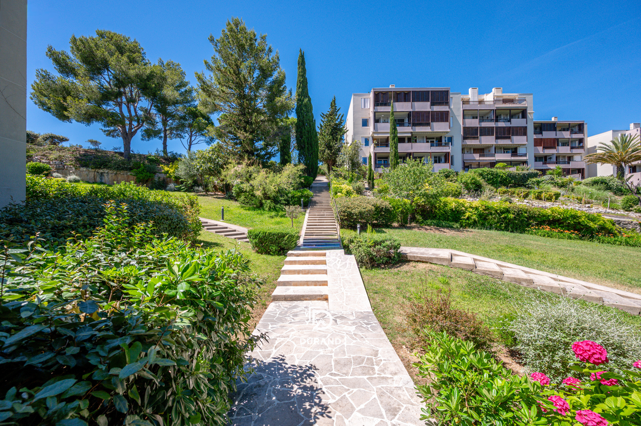 APPARTEMENT - VUE MER - TERRES MARINES - 13260 CASSIS