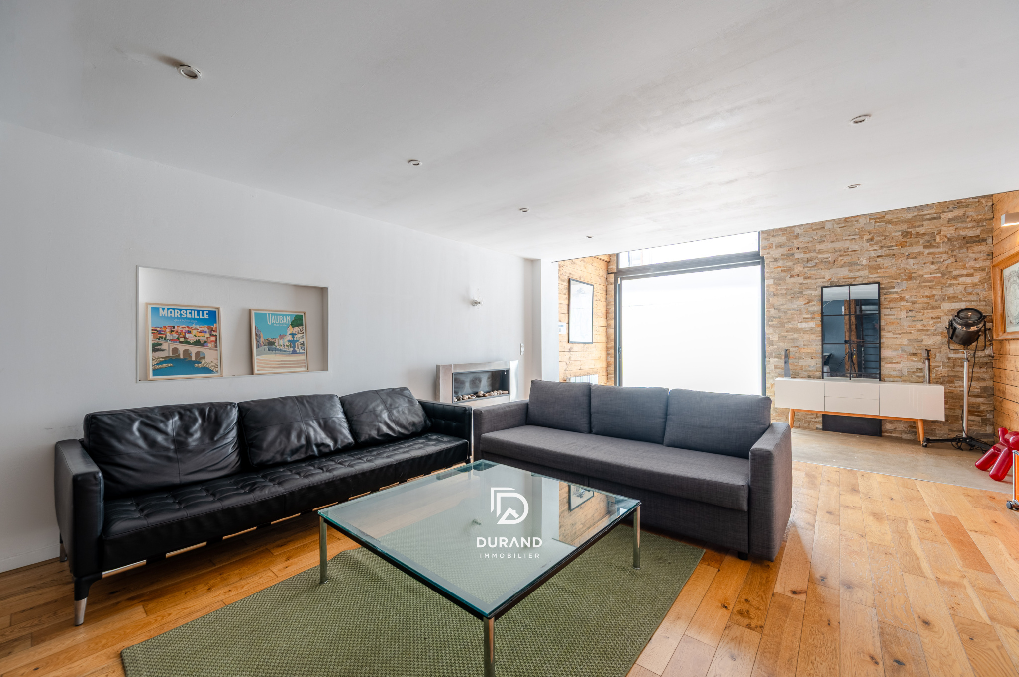 APPARTEMENT - INDUSTRIEL - VAUBAN - 13006 MARSEILLE