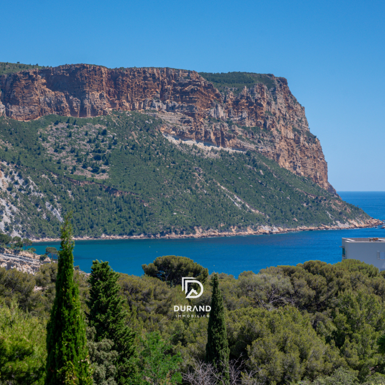 APPARTEMENT - VUE MER - TERRES MARINES - 13260 CASSIS