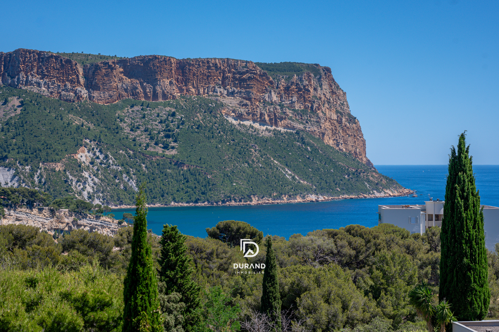 APPARTEMENT - VUE MER - TERRES MARINES - 13260 CASSIS