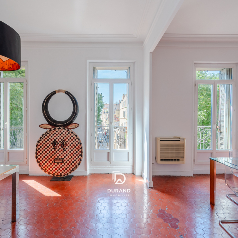 APPARTEMENT - PRÉFECTURE - 13006 MARSEILLE