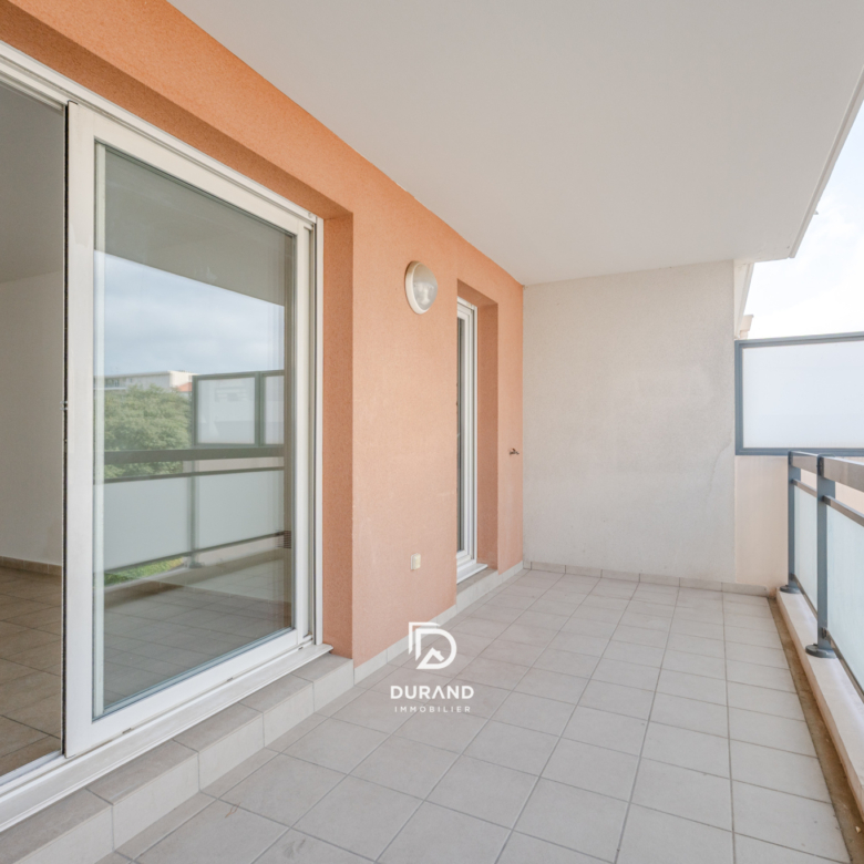 APPARTEMENT - TERRASSES - PARKING -  CHUTES-LAVIE 13004 MARSEILLE