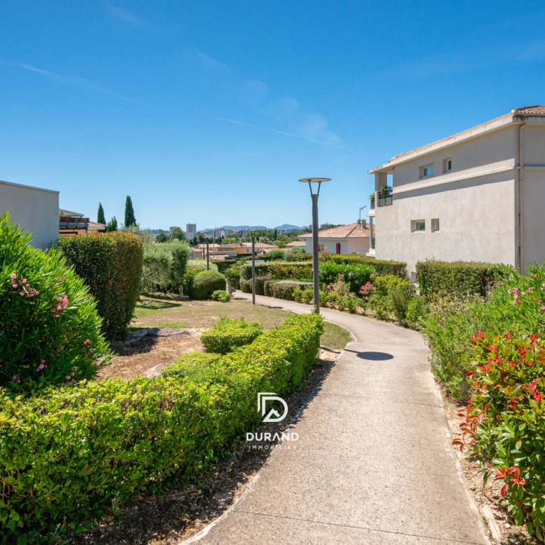 APPARTEMENT - T3 - 65M2 - PISCINE - ST MITRE - 13013 MARSEILLE