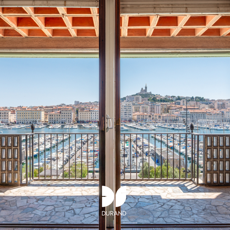 APPARTEMENT - POUILLON - VIEUX PORT - 13002 MARSEILLE