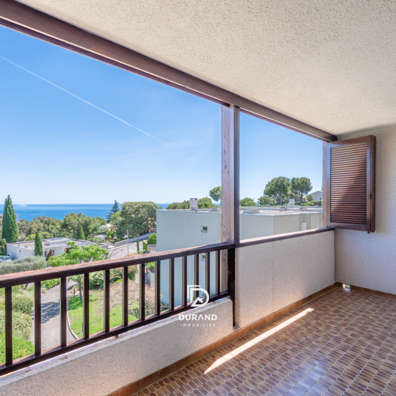 APPARTEMENT - VUE MER - TERRES MARINES - 13260 CASSIS