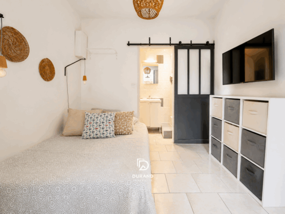 STUDIO - LODI - 13006 MARSEILLE