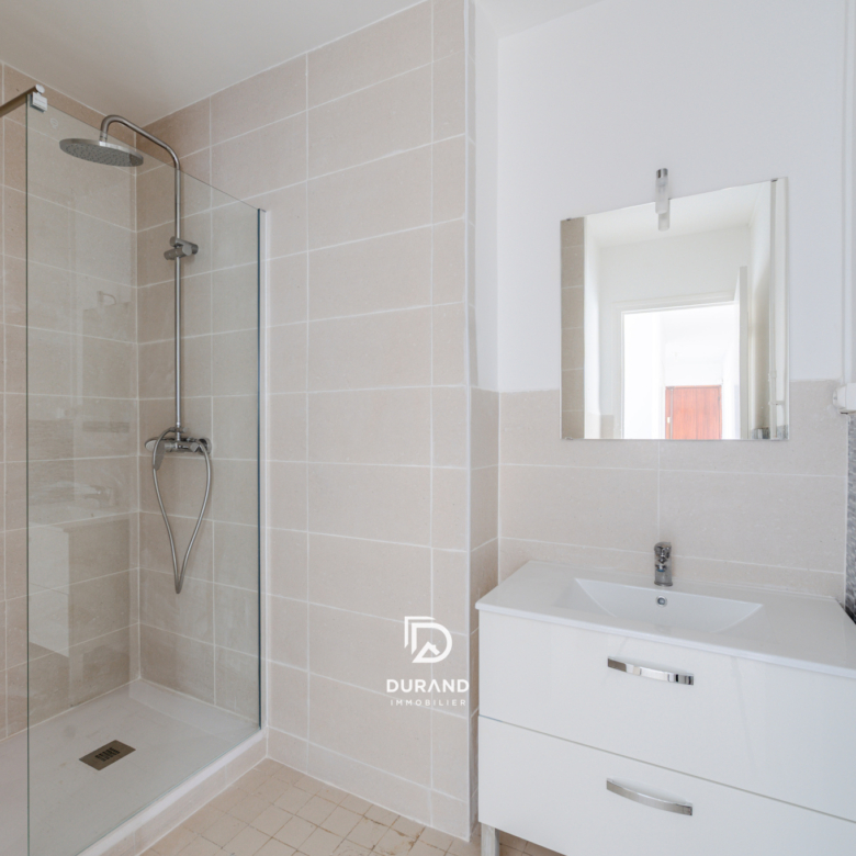 APPARTEMENT - TIMONE - FACULTES MEDECINE -  PHARMACIE- ODONTOLOGIE - 13010 MARSEILLE