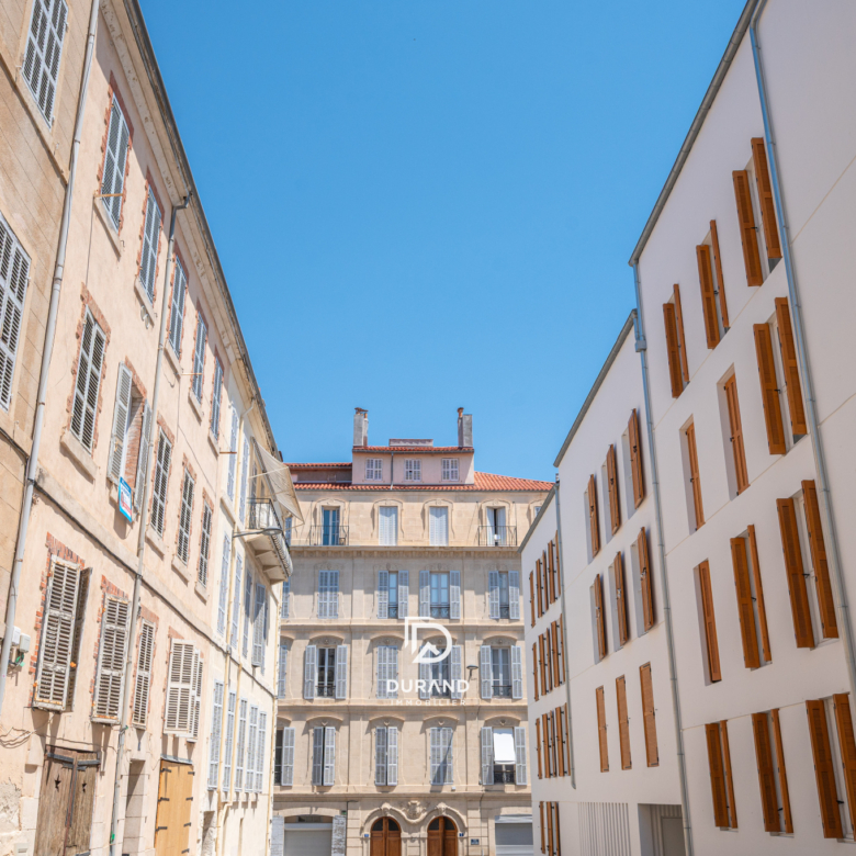 APPARTEMENT - INDUSTRIEL - VAUBAN - 13006 MARSEILLE