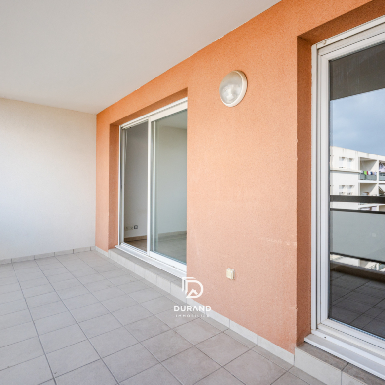 APPARTEMENT - TERRASSES - PARKING -  CHUTES-LAVIE 13004 MARSEILLE