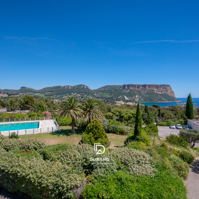 APPARTEMENT - VUE MER - TERRES MARINES - 13260 CASSIS