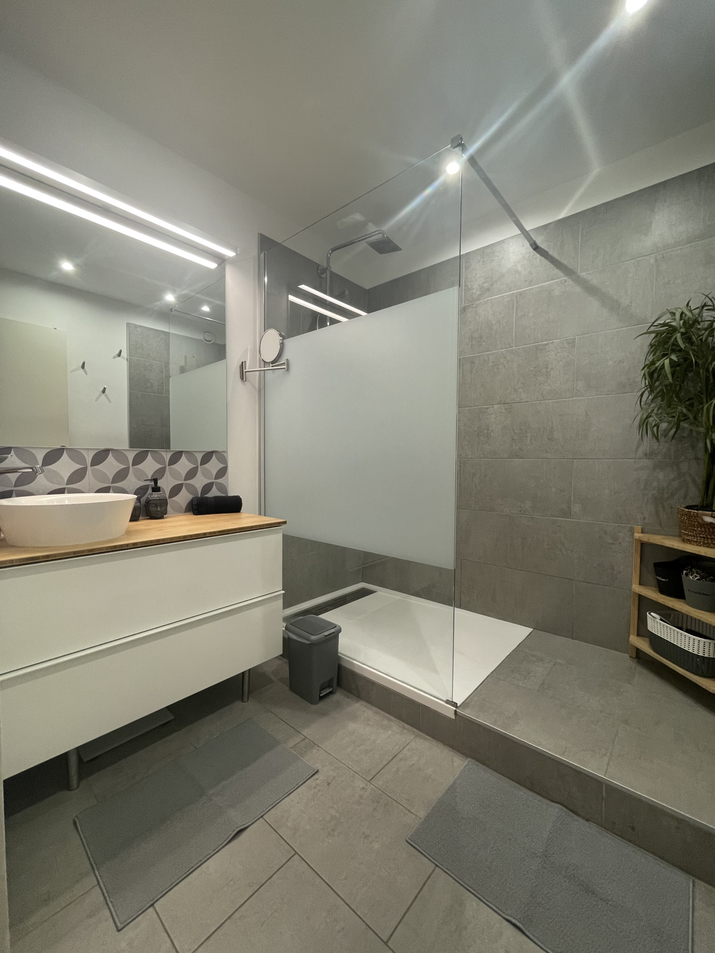 T3/4 meublé - rue Edmond Rostand - Quartier Perier Prado - 13006