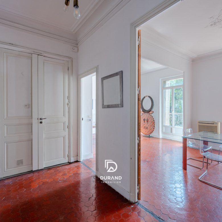 APPARTEMENT - PRÉFECTURE - 13006 MARSEILLE