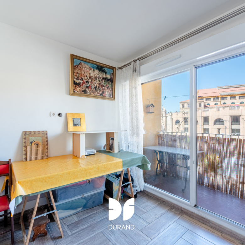 STUDIO - BALCON - SAINT-CHARLES - 13001 MARSEILLE