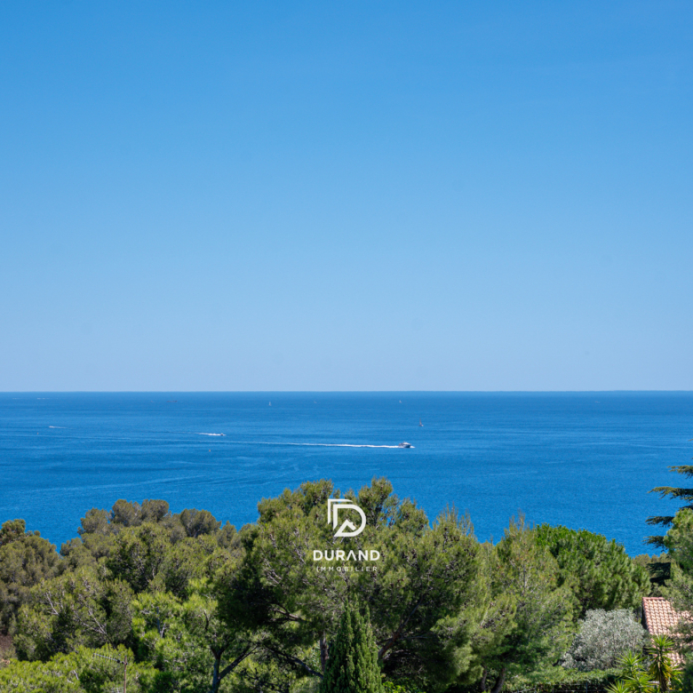 APPARTEMENT - VUE MER - TERRES MARINES - 13260 CASSIS