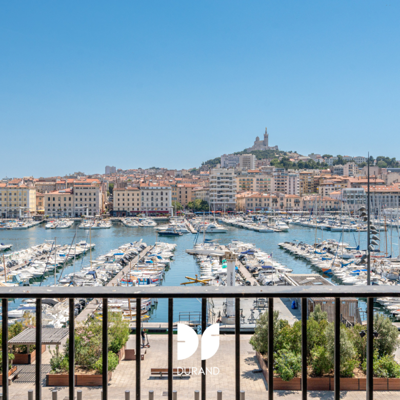APPARTEMENT - POUILLON - VIEUX PORT - 13002 MARSEILLE