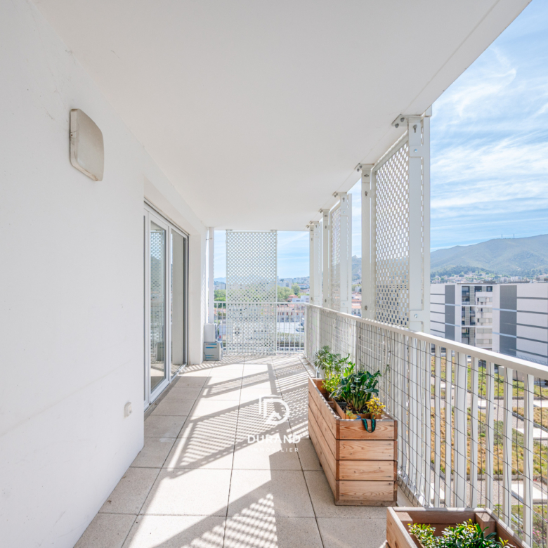 APPARTEMENT - PARKING - TERRASSE - 13010 MARSEILLE