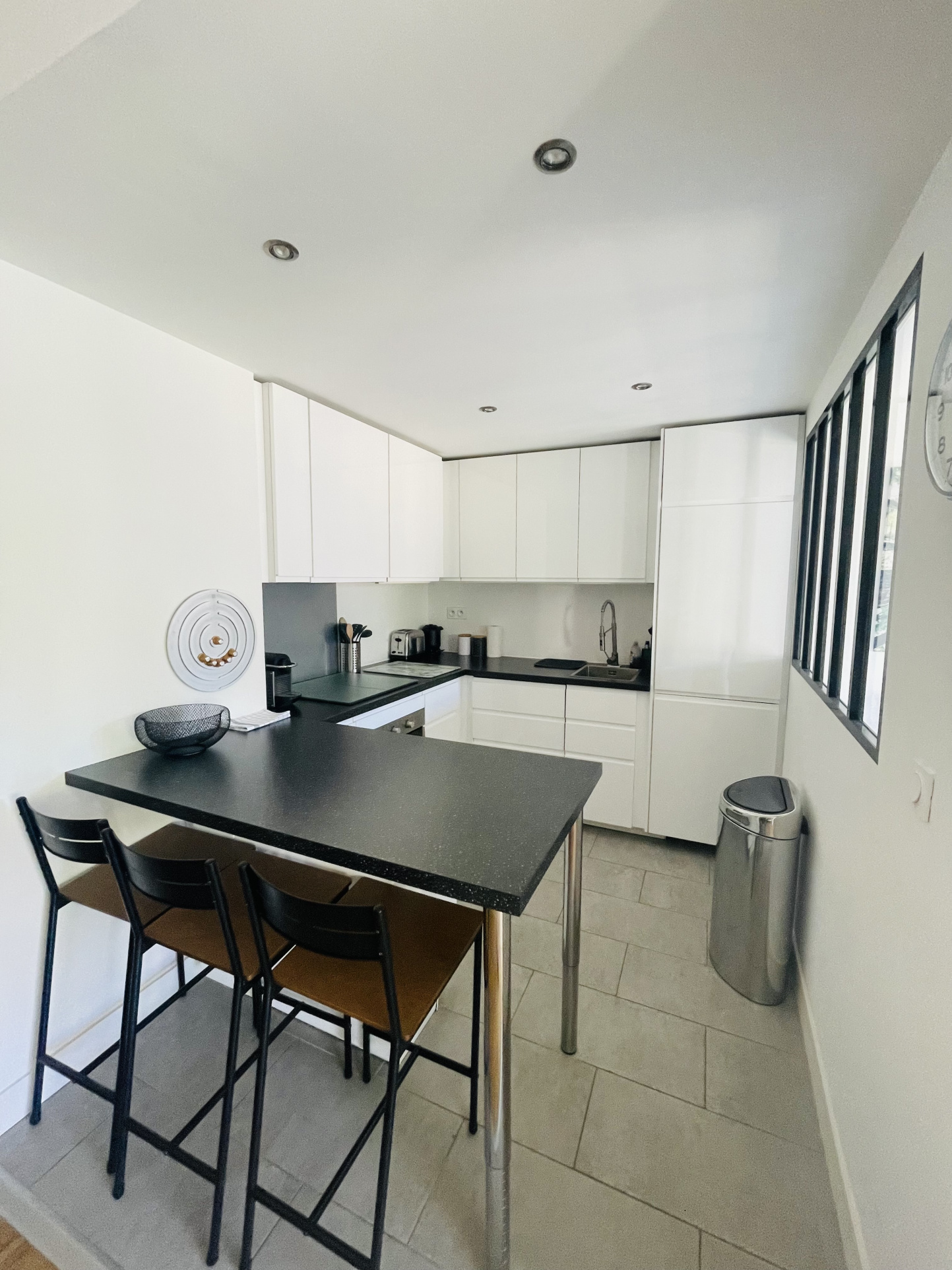 T3/4 meublé - rue Edmond Rostand - Quartier Perier Prado - 13006