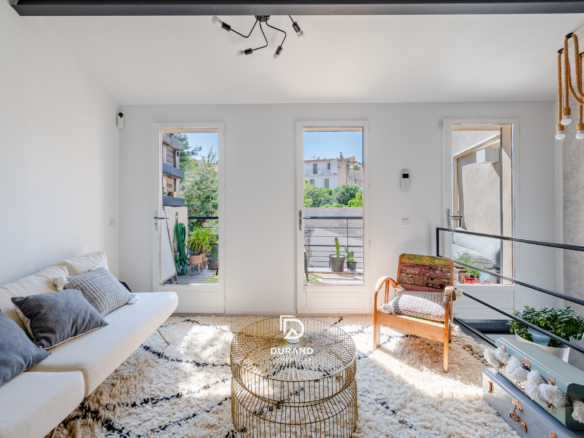 APPARTEMENT - ARCHITECTE - TERRASSE - BONNE MERE - VAUBAN 13006 MARSEILLE