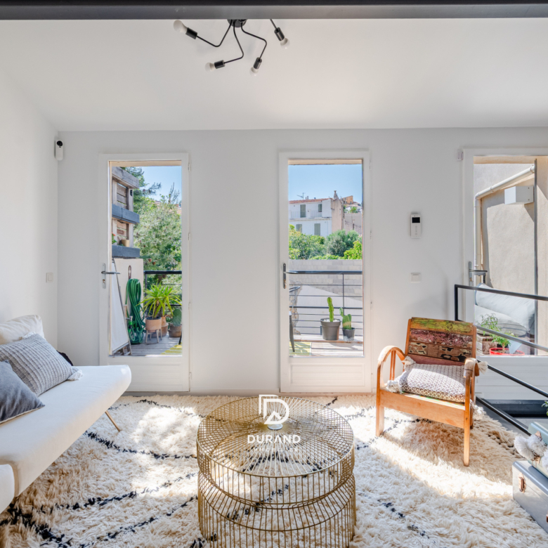 APPARTEMENT - ARCHITECTE - TERRASSE - BONNE MERE - VAUBAN 13006 MARSEILLE