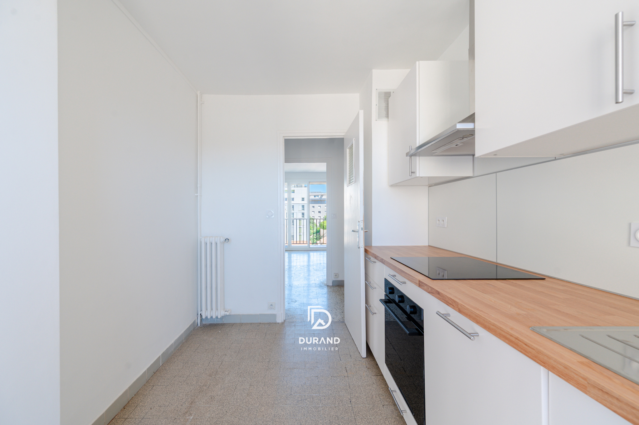 APPARTEMENT - TIMONE - FACULTES MEDECINE -  PHARMACIE- ODONTOLOGIE - 13010 MARSEILLE