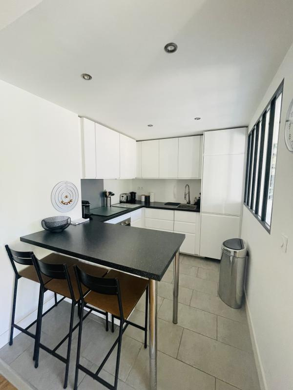 T3/4 meublé - rue Edmond Rostand - Quartier Perier Prado - 13006