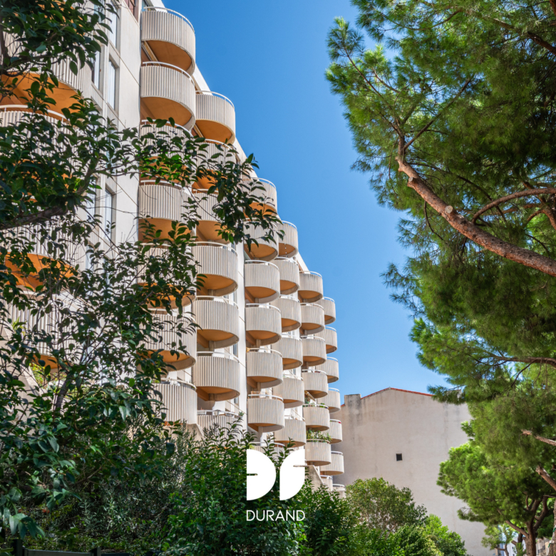 APPARTEMENT - TYPE 3 - VUE PANORAMIQUE - LOUE - 13006 MARSEILLE