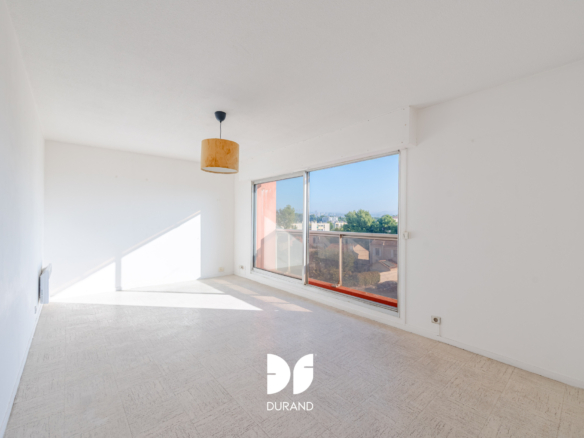 APPARTEMENT - T2 - 44m2 - LA TIMONE - 13010 MARSEILLE