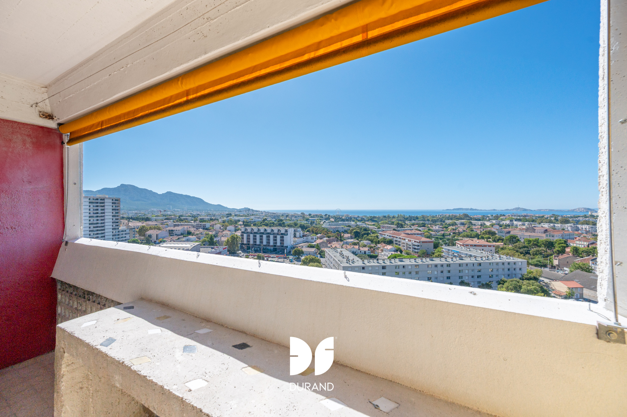 APPARTEMENT - DUPLEX - TYPE E - LE CORBUSIER - 13008 MARSEILLE