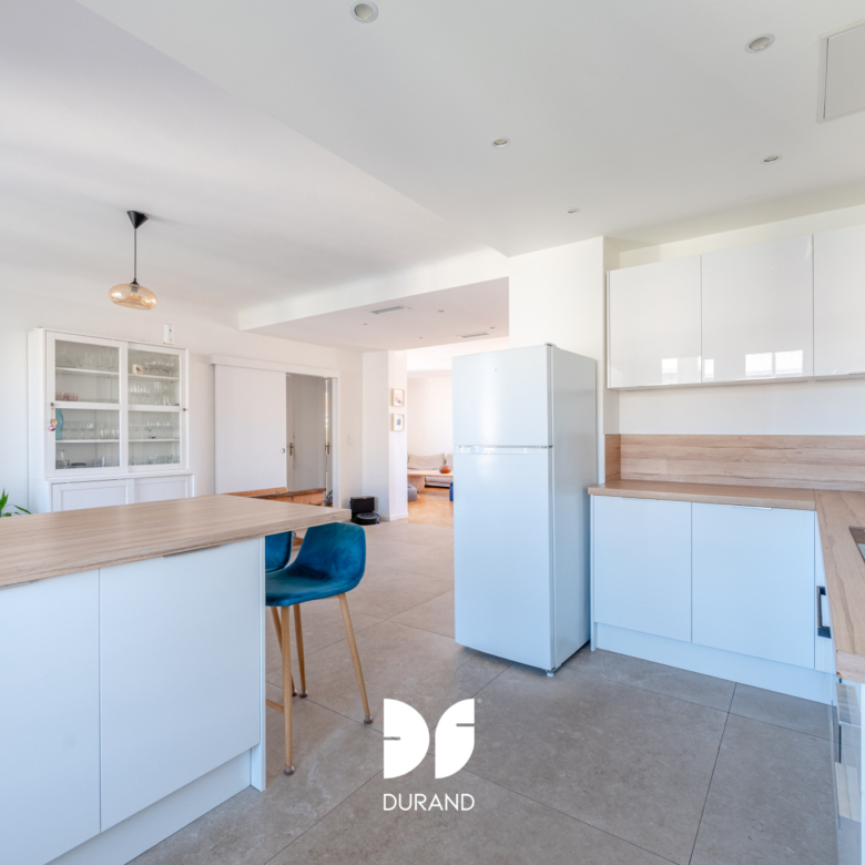 APPARTEMENT - CARRE D'OR - PERIER - 13008 MARSEILLE