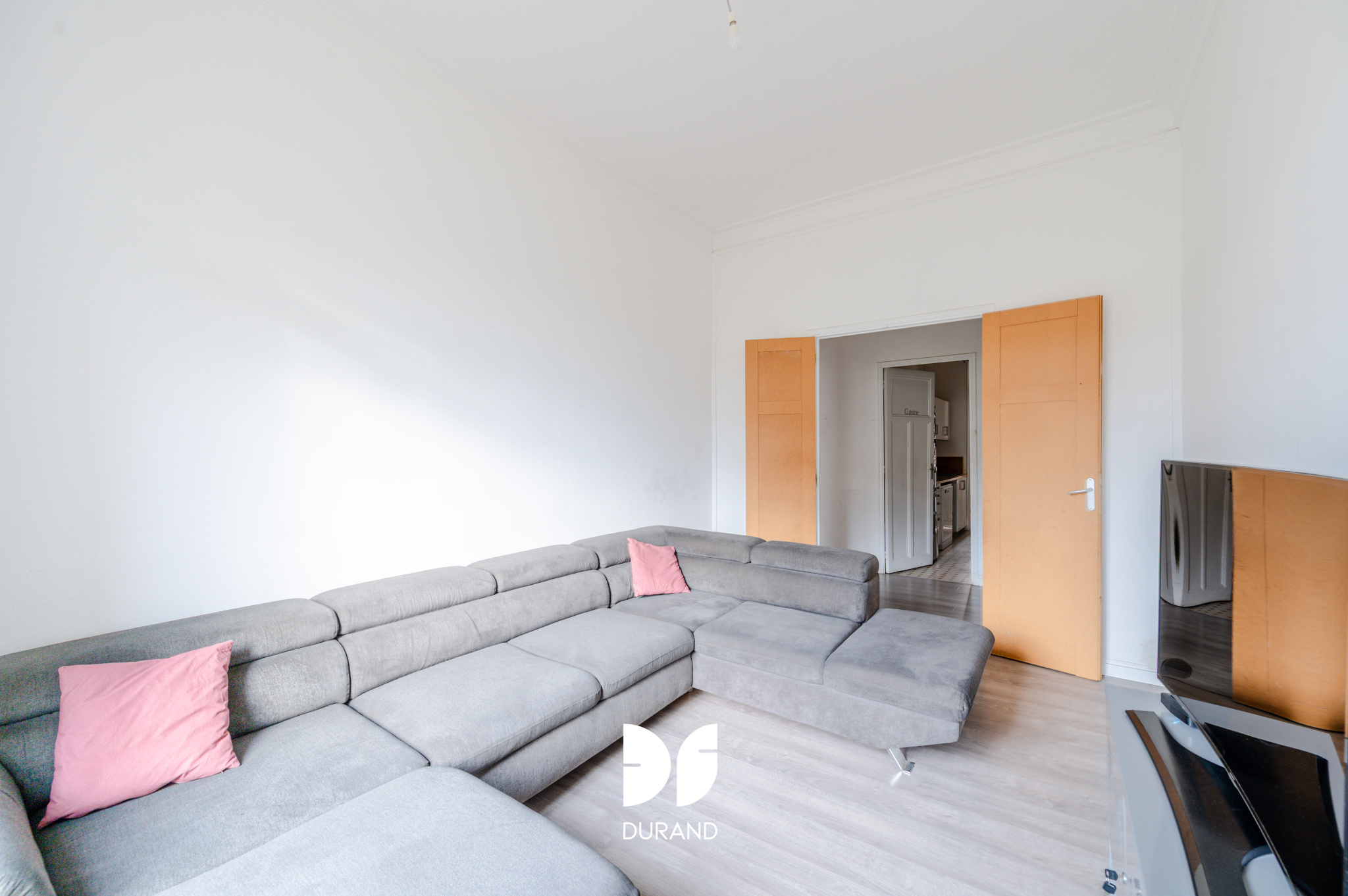 APPARTEMENT – TYPE 3 – LODI – 13006 MARSEILLE APPARTEMENT - TYPE 3 - LODI - 13006 MARSEILLE