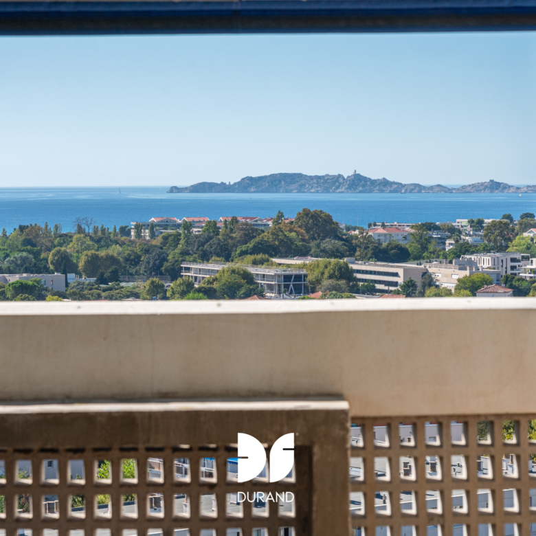APPARTEMENT - DUPLEX - TYPE E - LE CORBUSIER - 13008 MARSEILLE