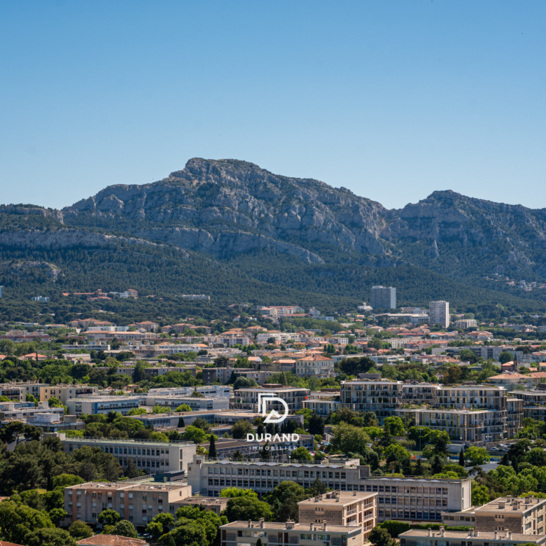 APPARTEMENT - DUPLEX - LE BRASILIA - 20ème - 13008 MARSEILLE