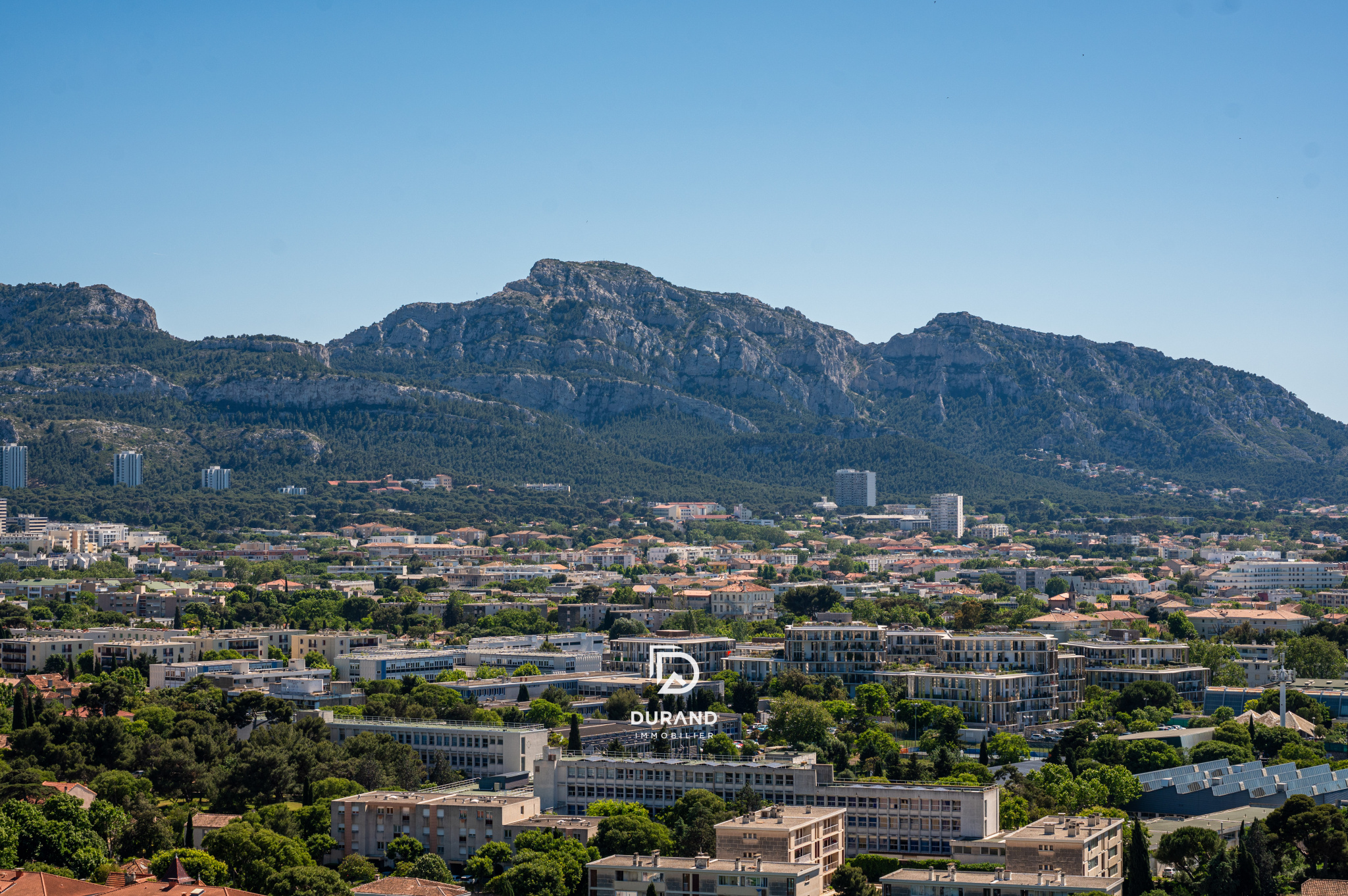 APPARTEMENT - DUPLEX - LE BRASILIA - 20ème - 13008 MARSEILLE