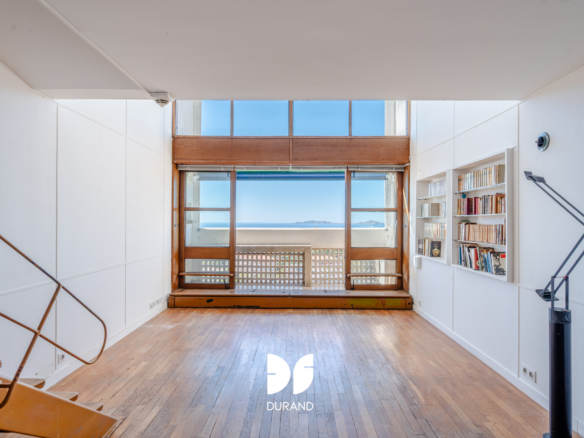 APPARTEMENT - DUPLEX - TYPE E - LE CORBUSIER - 13008 MARSEILLE