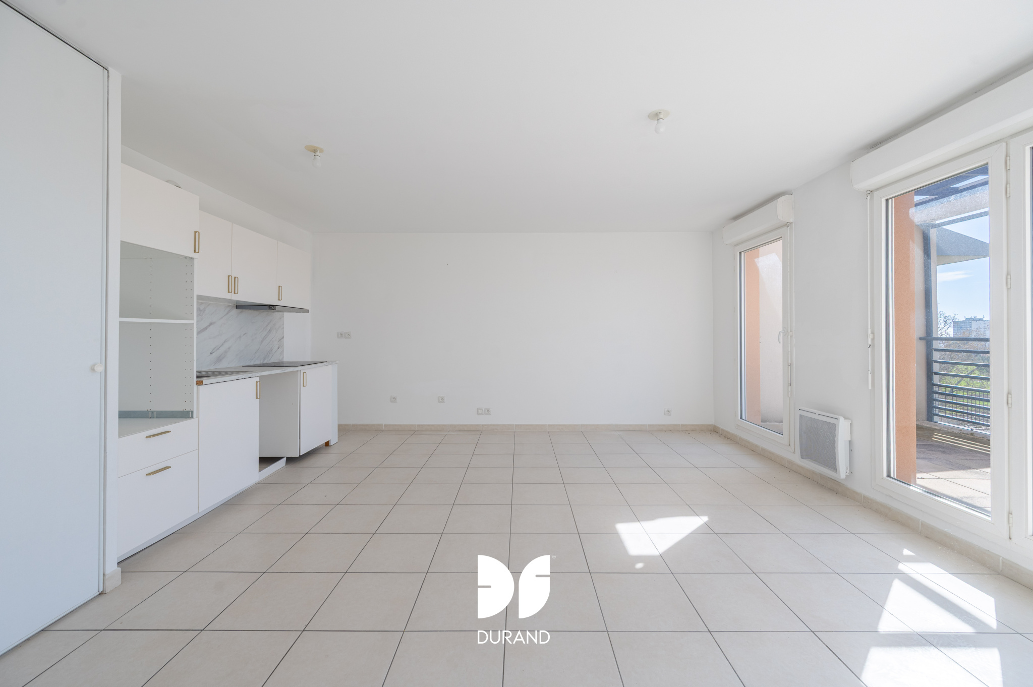 APPARTEMENT – PARKING – TERRASSE – SAINTE MARTHE – 13014 MARSEILLE APPARTEMENT - PARKING - TERRASSE - SAINTE MARTHE - 13014 MARSEILLE