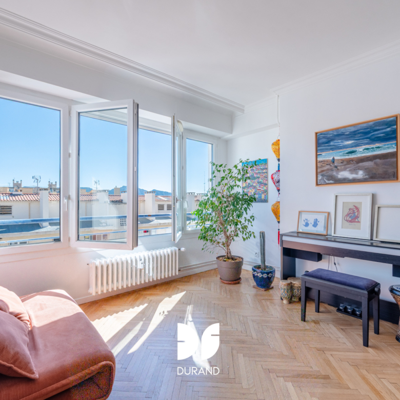 APPARTEMENT - CARRE D'OR - PERIER - 13008 MARSEILLE