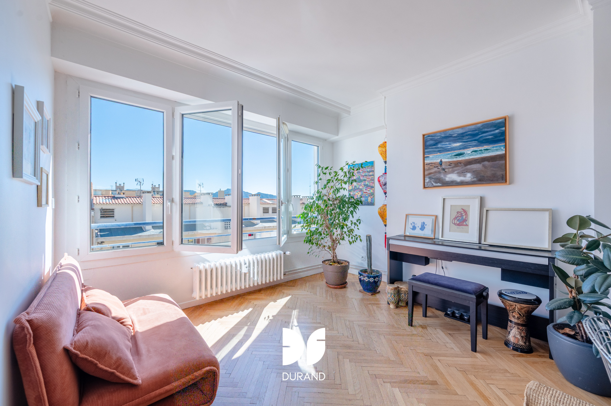 APPARTEMENT - CARRE D'OR - PERIER - 13008 MARSEILLE