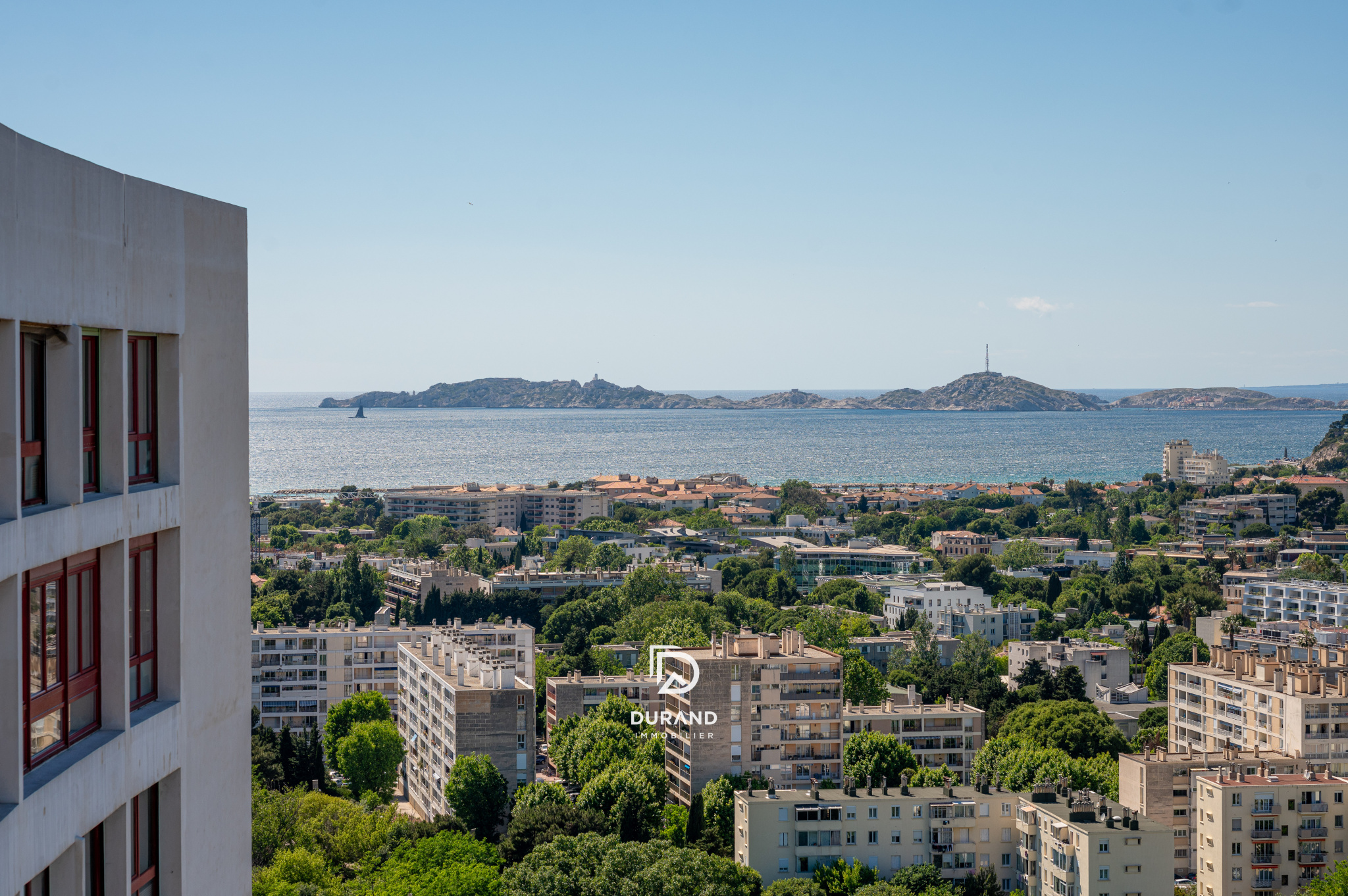 APPARTEMENT - DUPLEX - LE BRASILIA - 20ème - 13008 MARSEILLE