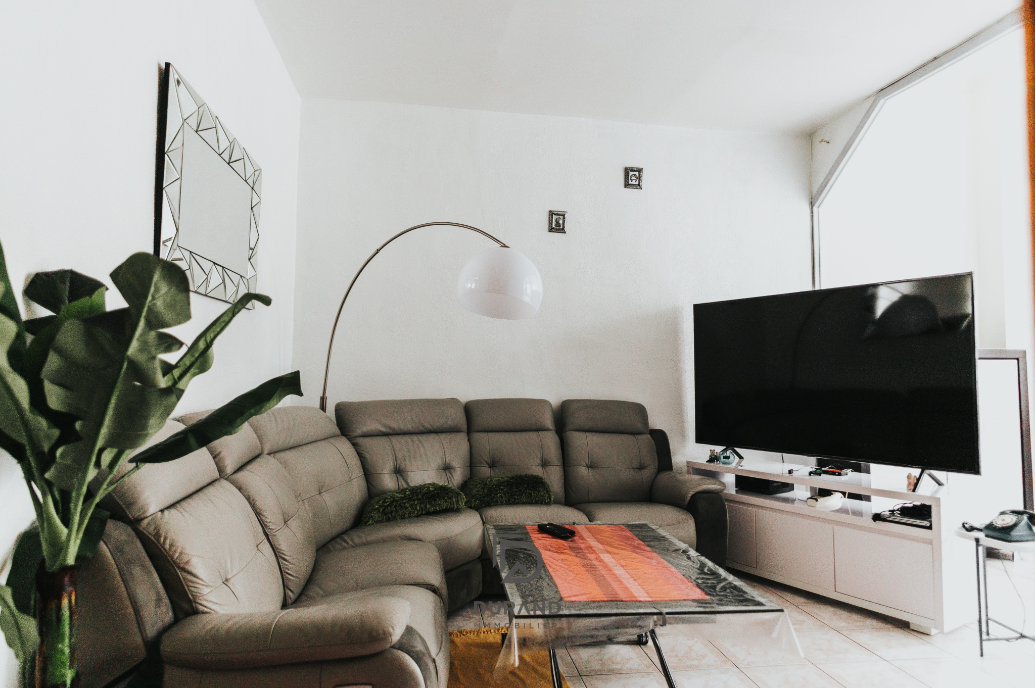Appartement T3 de 75m2 – La Plaine – 13001 Appartement T3 de 75m2 - La Plaine - 13001