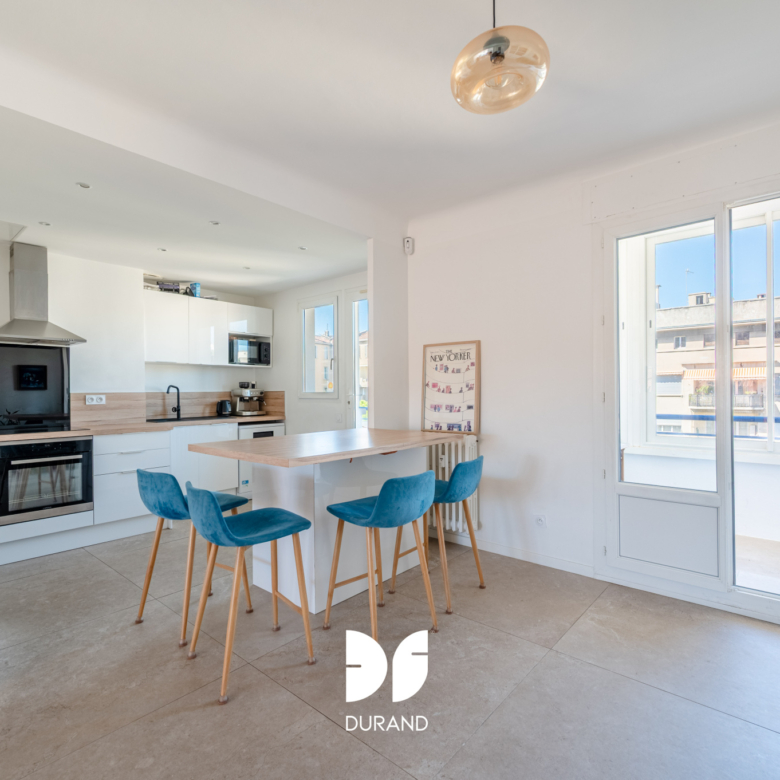 APPARTEMENT - CARRE D'OR - PERIER - 13008 MARSEILLE