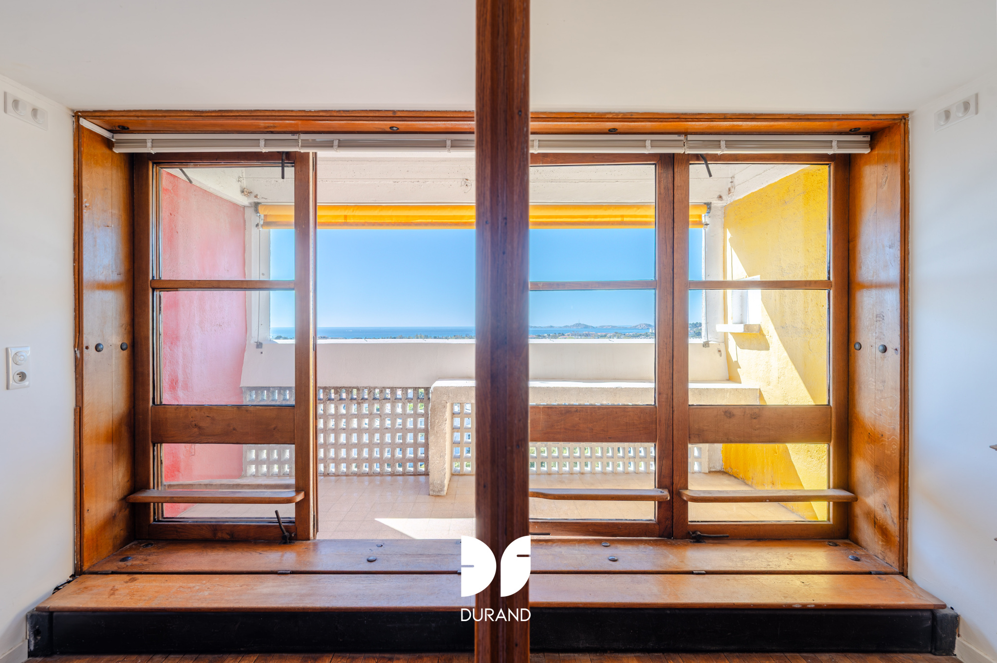 APPARTEMENT - DUPLEX - TYPE E - LE CORBUSIER - 13008 MARSEILLE