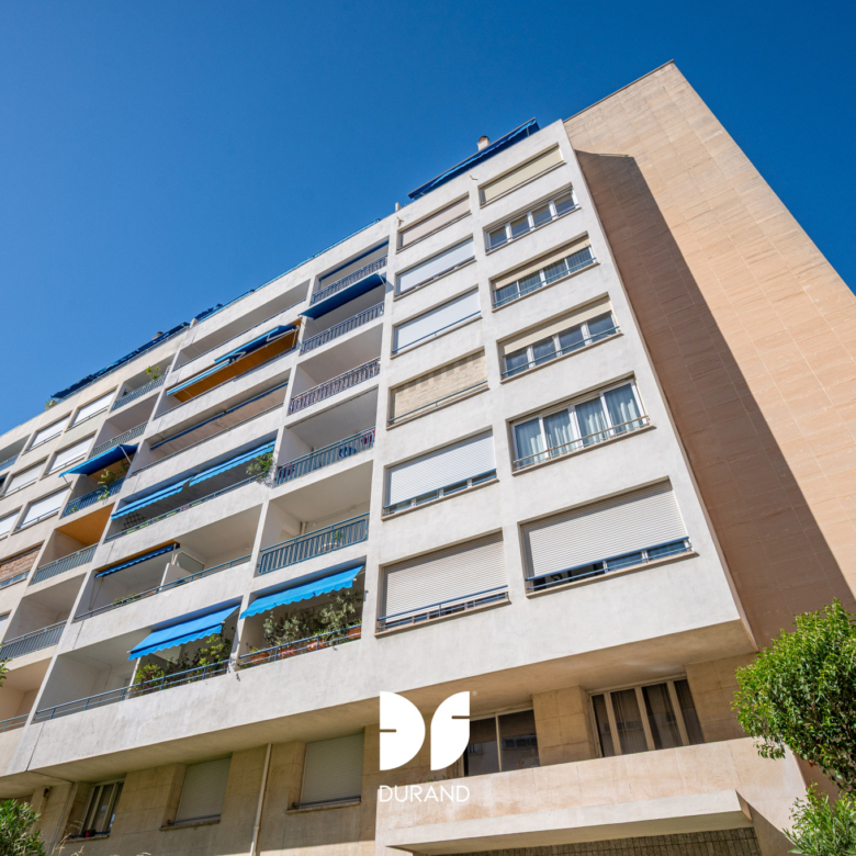 APPARTEMENT - CARRE D'OR - PERIER - 13008 MARSEILLE