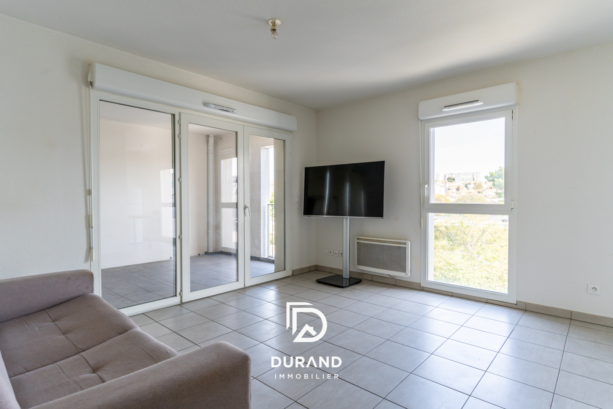 1 PIÈCE 27 M2 – APPARTEMENT – TERRASSE -13003 – MARSEILLE 1 PIÈCE 27 M2 - APPARTEMENT - TERRASSE -13003 - MARSEILLE