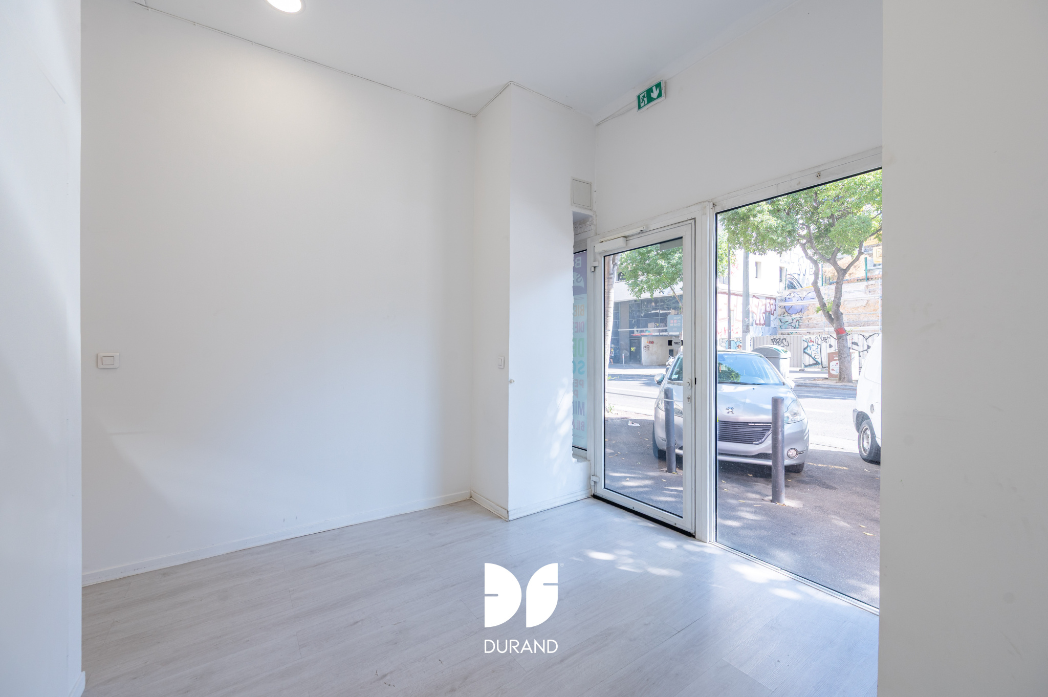 LOCAL COMMERCIAL – SAINT-VICTOR – 13007 MARSEILLE LOCAL COMMERCIAL - SAINT-VICTOR - 13007 MARSEILLE